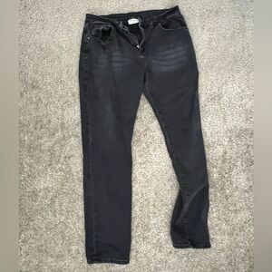YoungLA Black Skinny Jeans with Sleek Fit